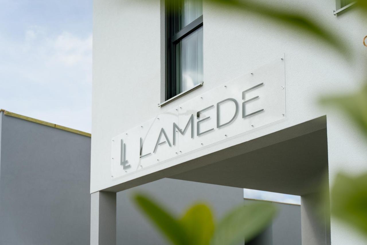 فندق Lamede Self Check-In وينر نويشتاد المظهر الخارجي الصورة